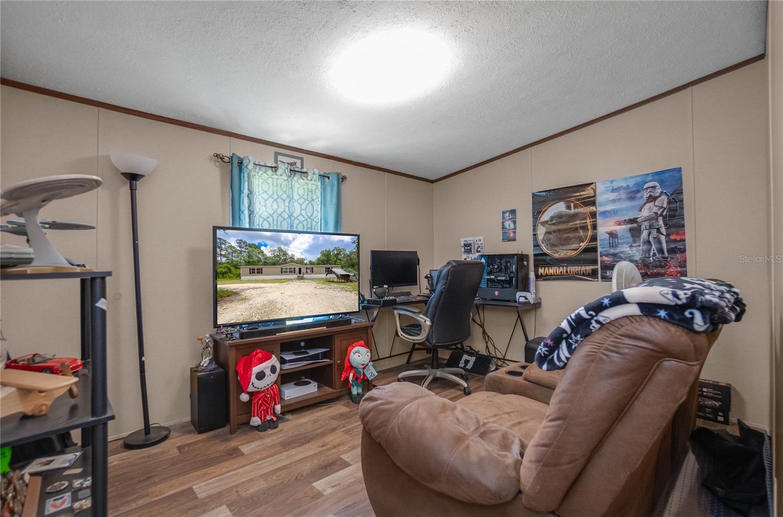 Image 30 of 53 For 6783 Tamarind Avenue