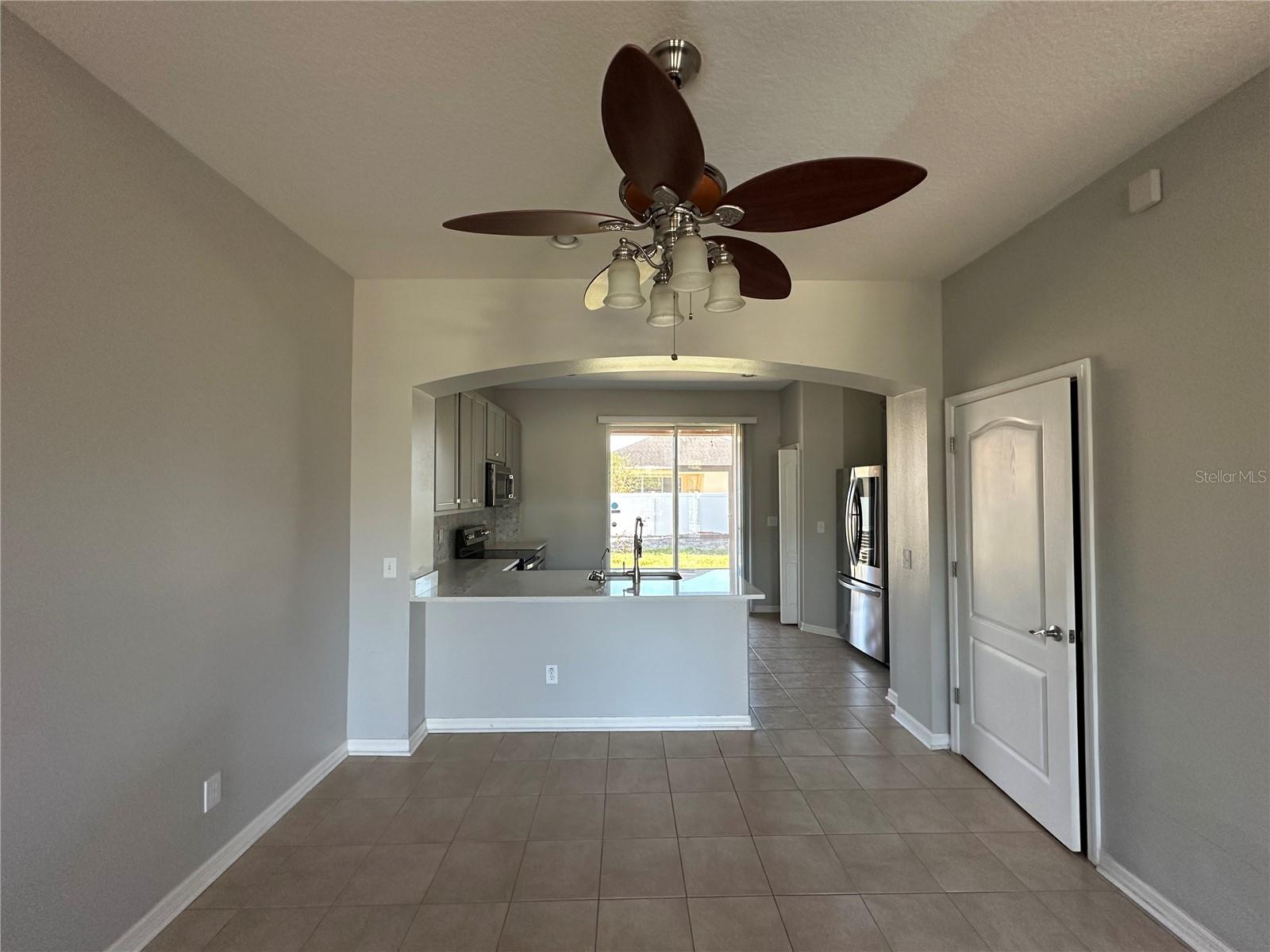 Image 4 of 20 For 6950 Towering Spruce Drive