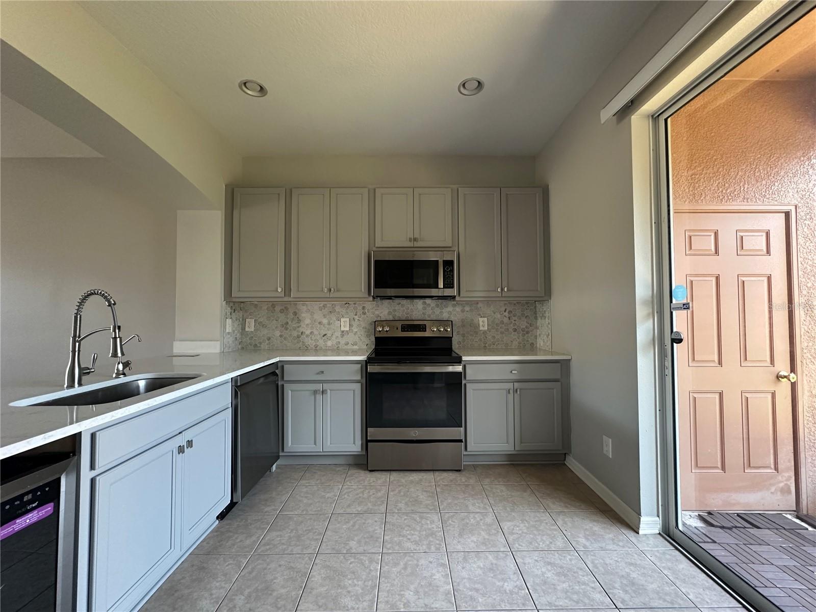 Image 6 of 20 For 6950 Towering Spruce Drive