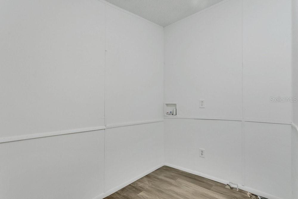 Image 21 of 33 For 1425 83rd Place