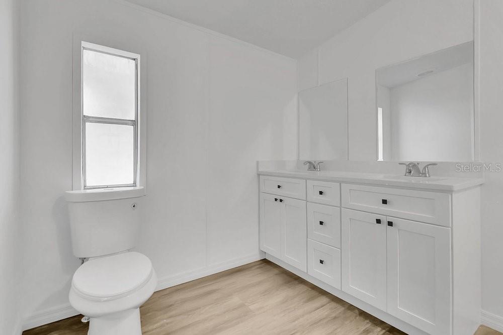 Image 22 of 33 For 1425 83rd Place