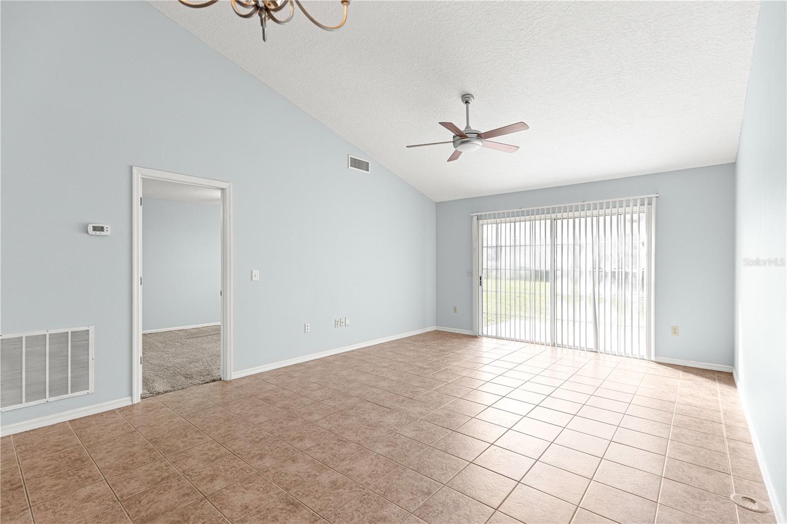 Image 14 of 32 For 2411 18th Circle