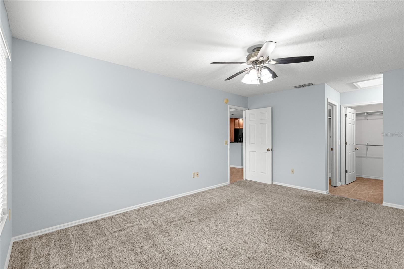 Image 16 of 32 For 2411 18th Circle