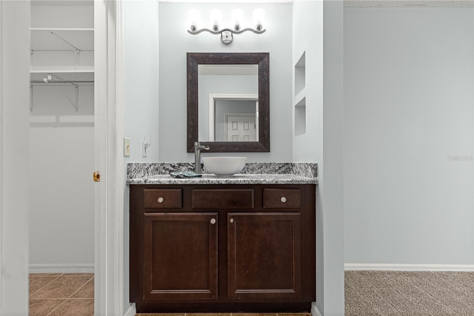 Image 21 of 32 For 2411 18th Circle