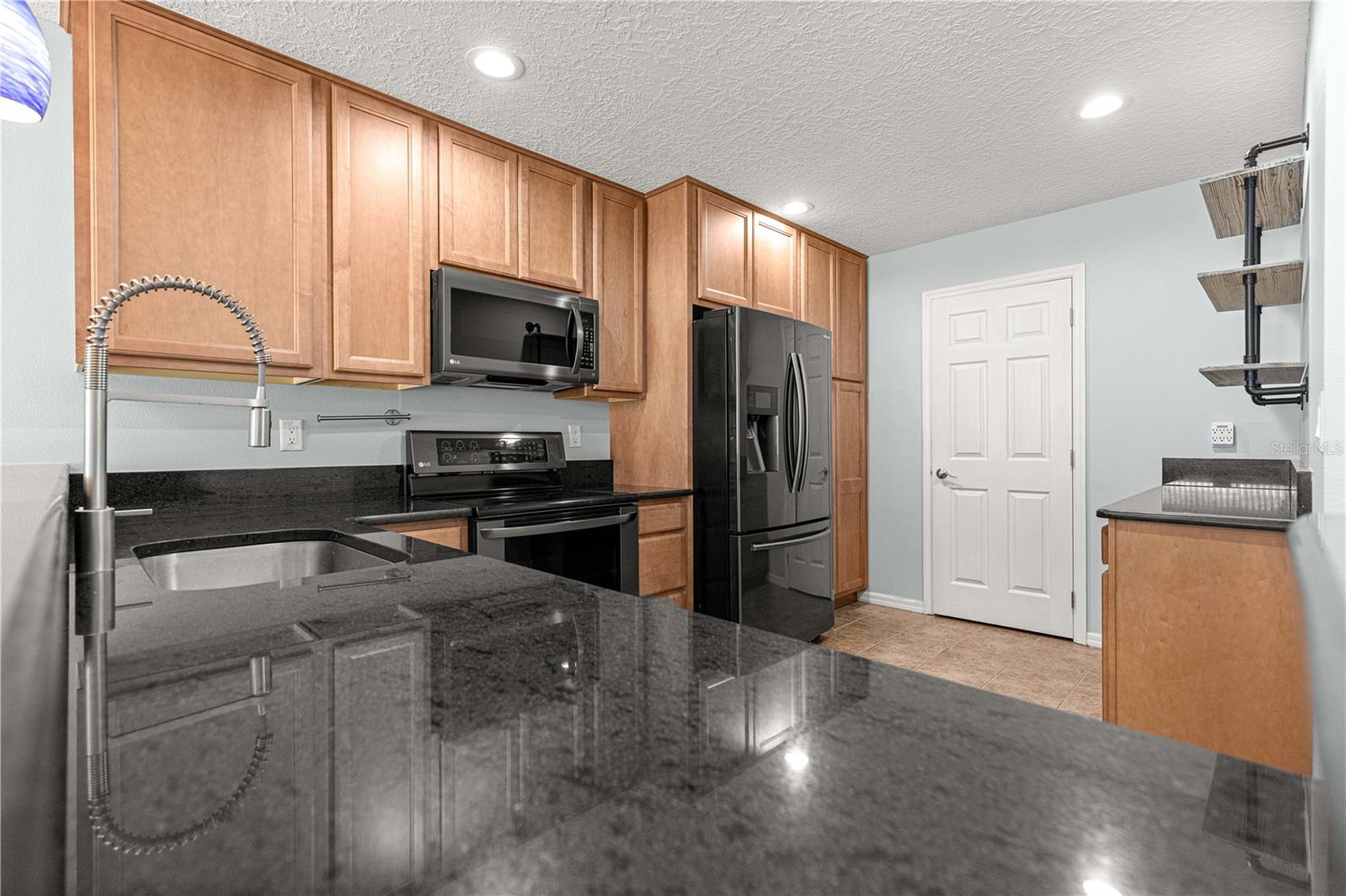 Image 9 of 32 For 2411 18th Circle