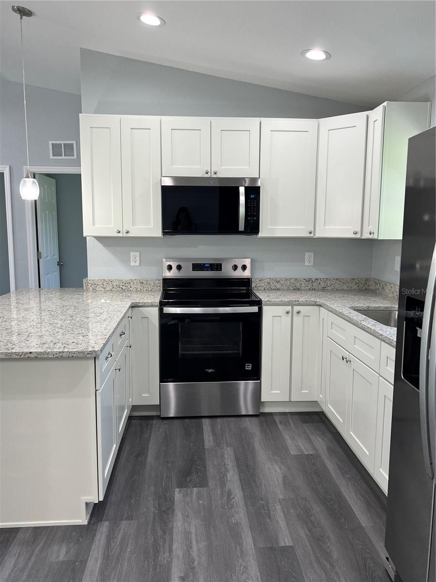 Image 3 of 12 For 13221 41st Terrace