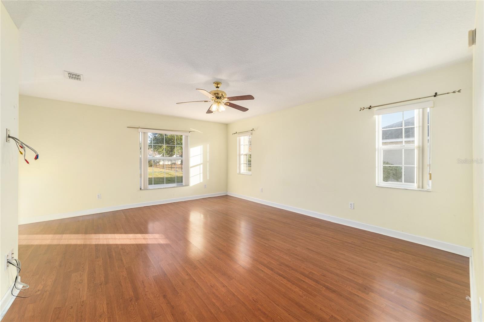 Image 21 of 56 For 9611 45th Avenue