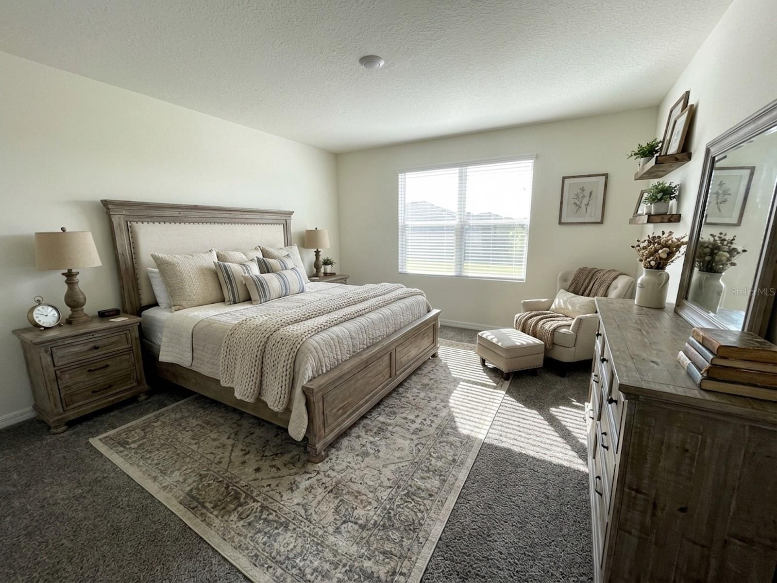 Image 2 of 33 For 6579 81st Loop