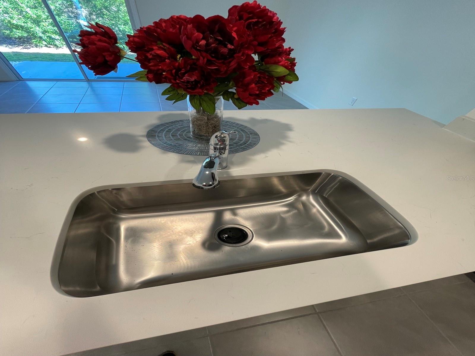 Image 21 of 33 For 6579 81st Loop