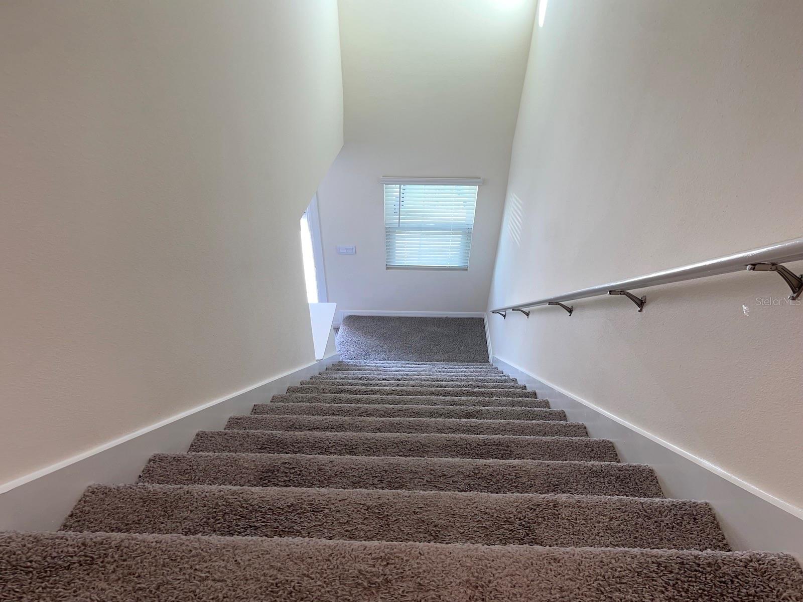 Image 26 of 33 For 6579 81st Loop