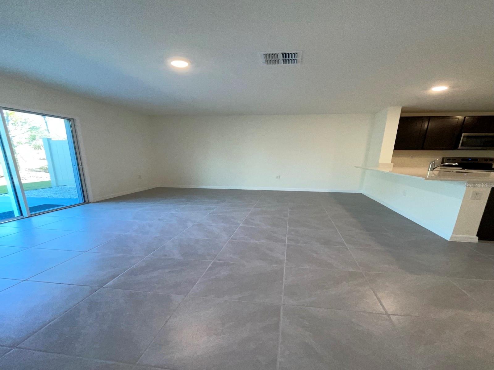 Image 9 of 33 For 6579 81st Loop