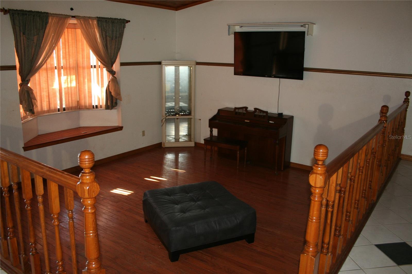 Image 5 of 19 For 5997 122nd Place