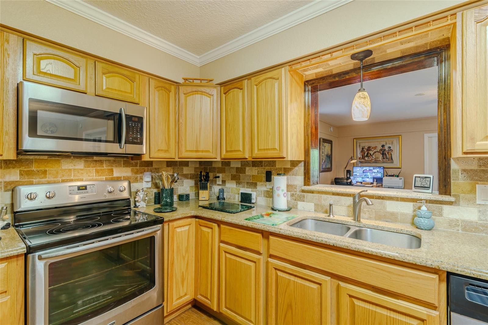 Image 36 of 54 For 13300 38th Avenue