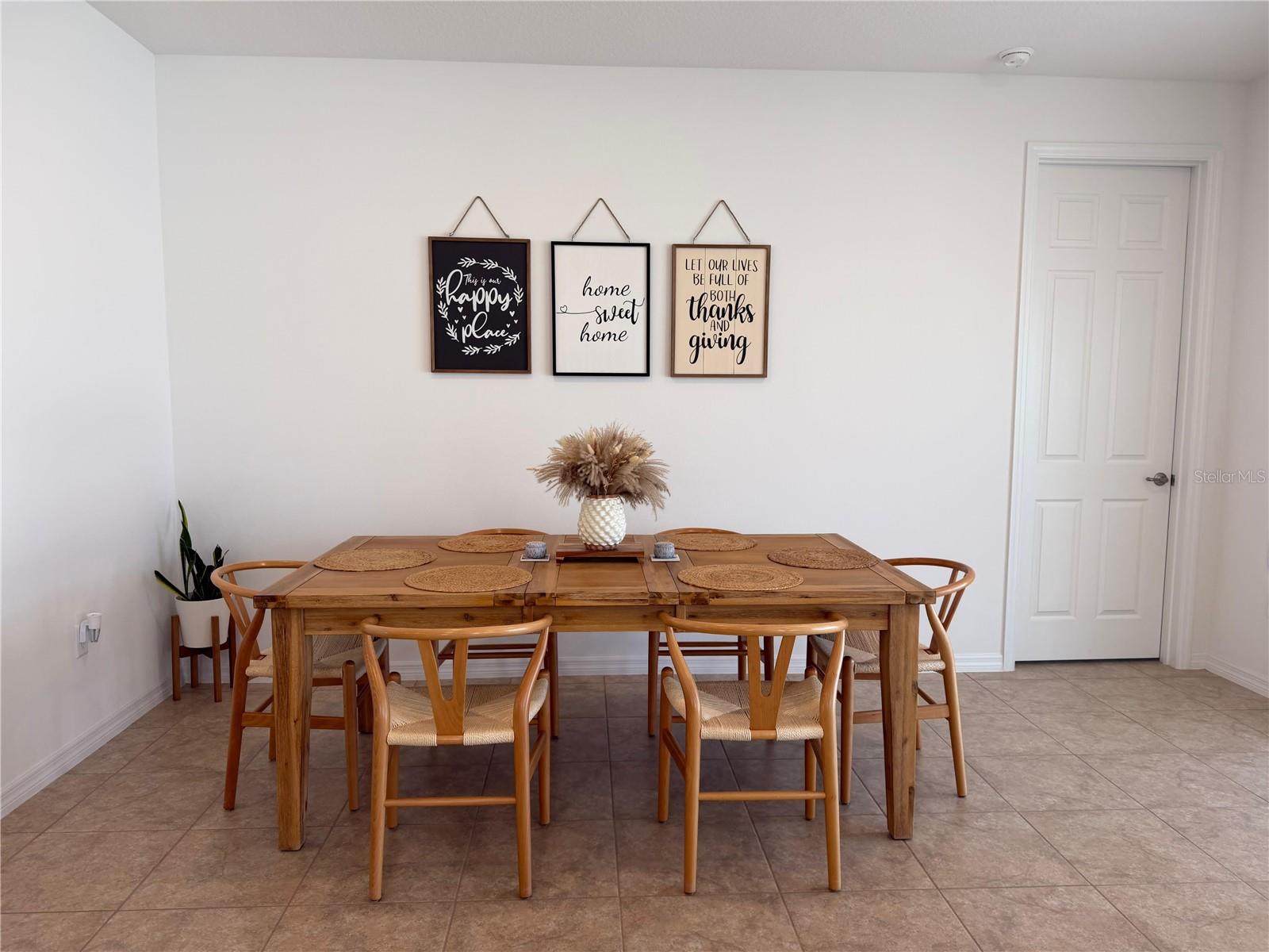 Image 11 of 40 For 5883 77th Court