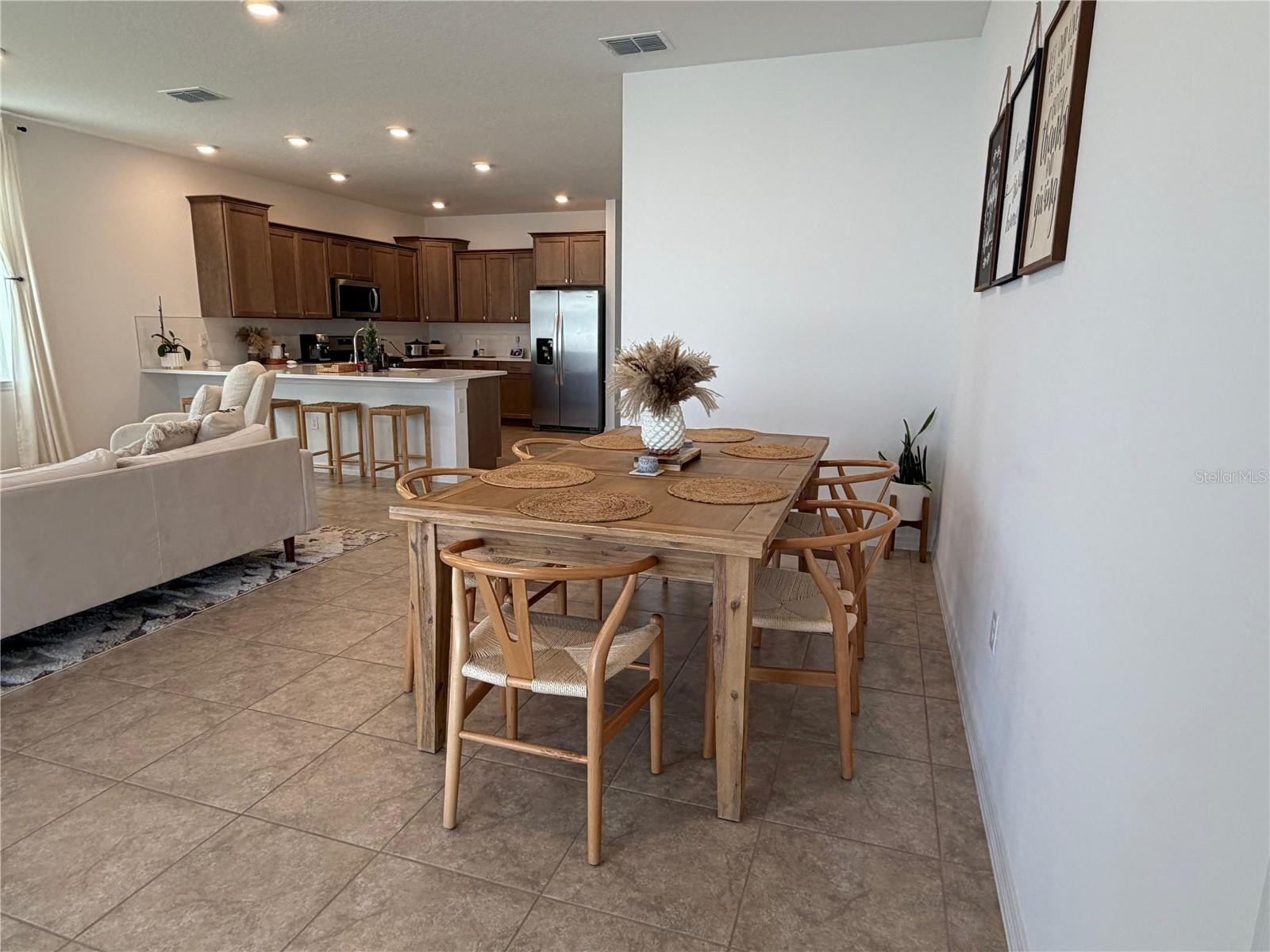 Image 12 of 40 For 5883 77th Court