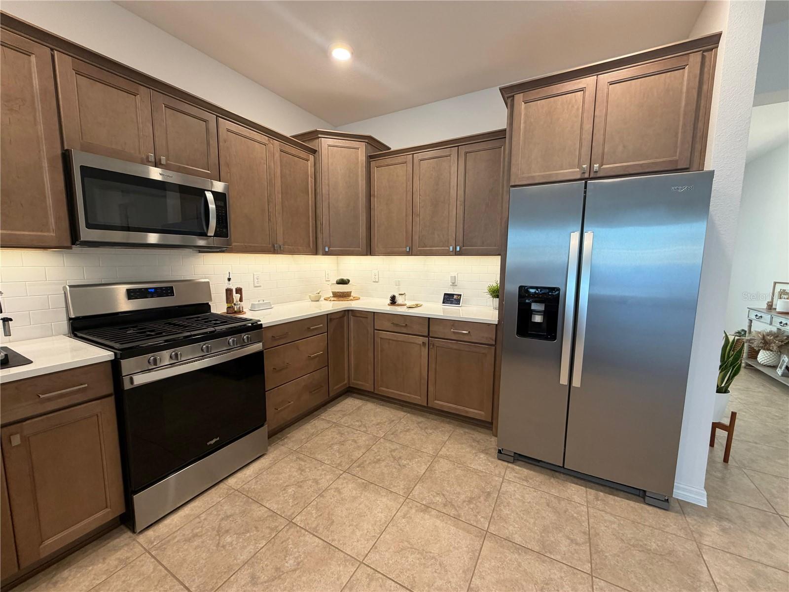 Image 6 of 40 For 5883 77th Court