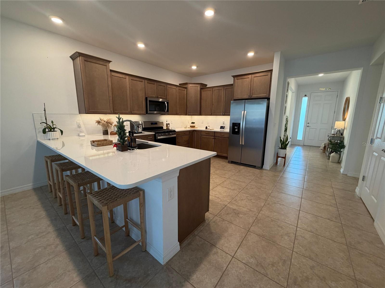 Image 7 of 40 For 5883 77th Court