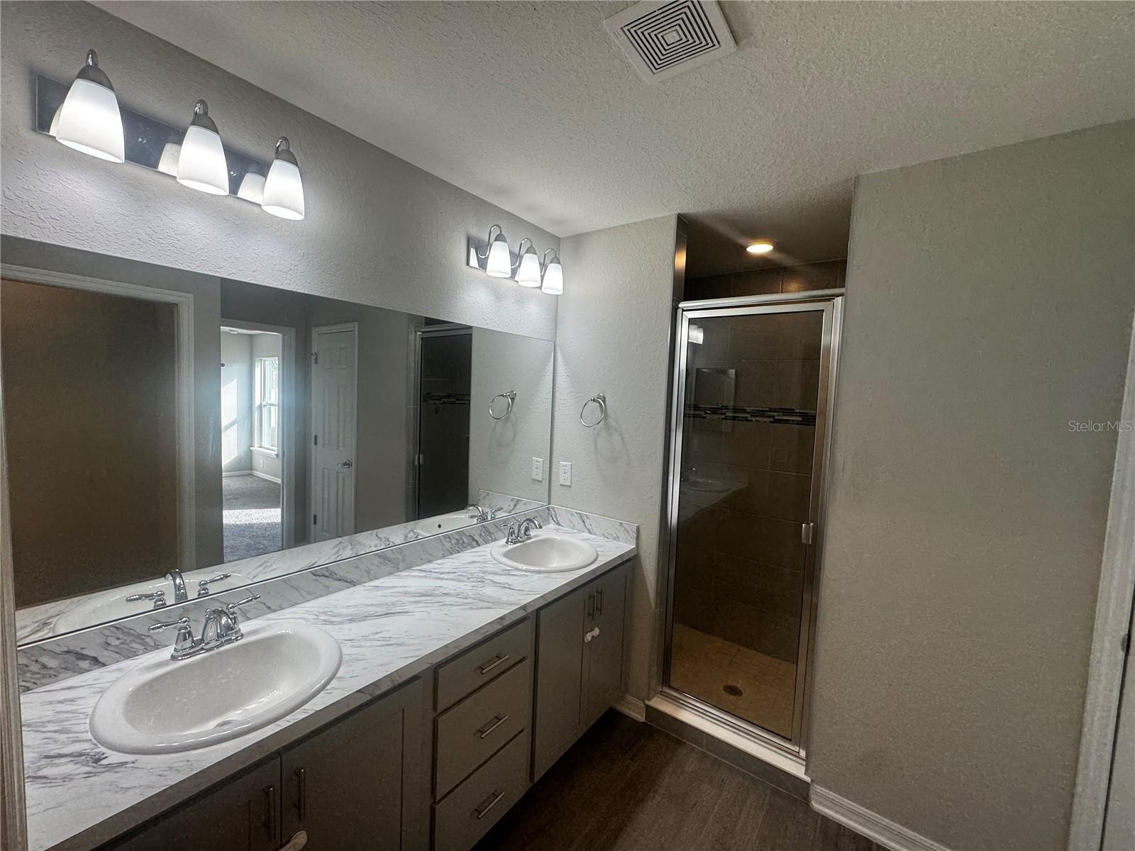 Image 9 of 19 For 4830 91st Place