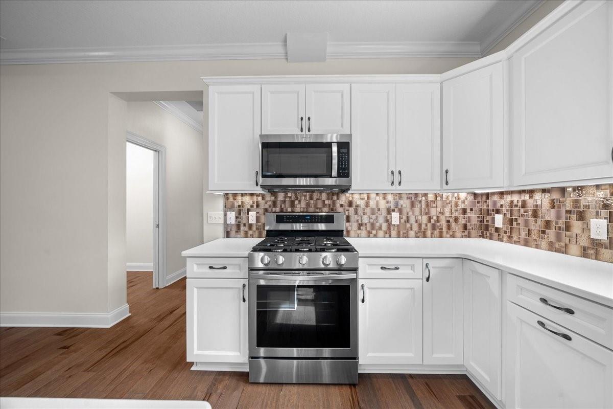 Image 32 of 80 For 10005 28th Place