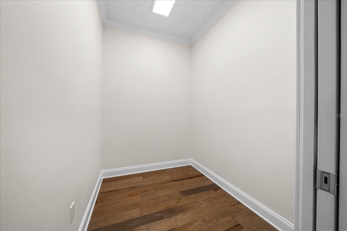 Image 52 of 80 For 10005 28th Place