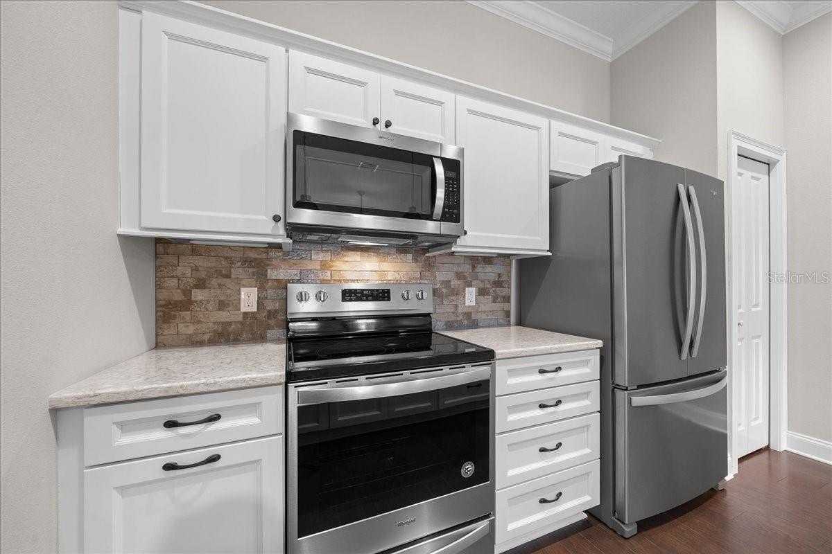 Image 68 of 80 For 10005 28th Place