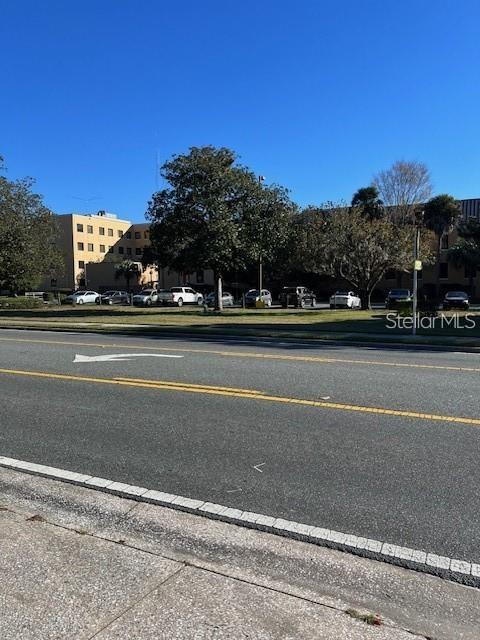 Image 6 of 12 For 702 Marion Ave