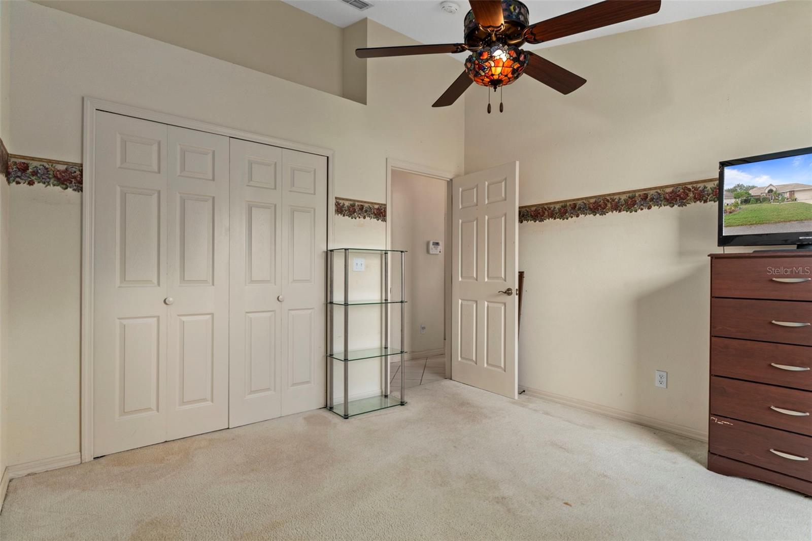 Image 19 of 37 For 5465 Chestnut Ridge Road