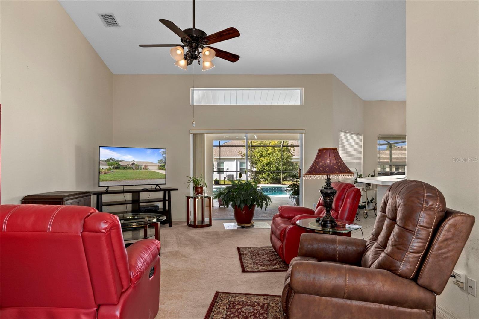 Image 6 of 37 For 5465 Chestnut Ridge Road