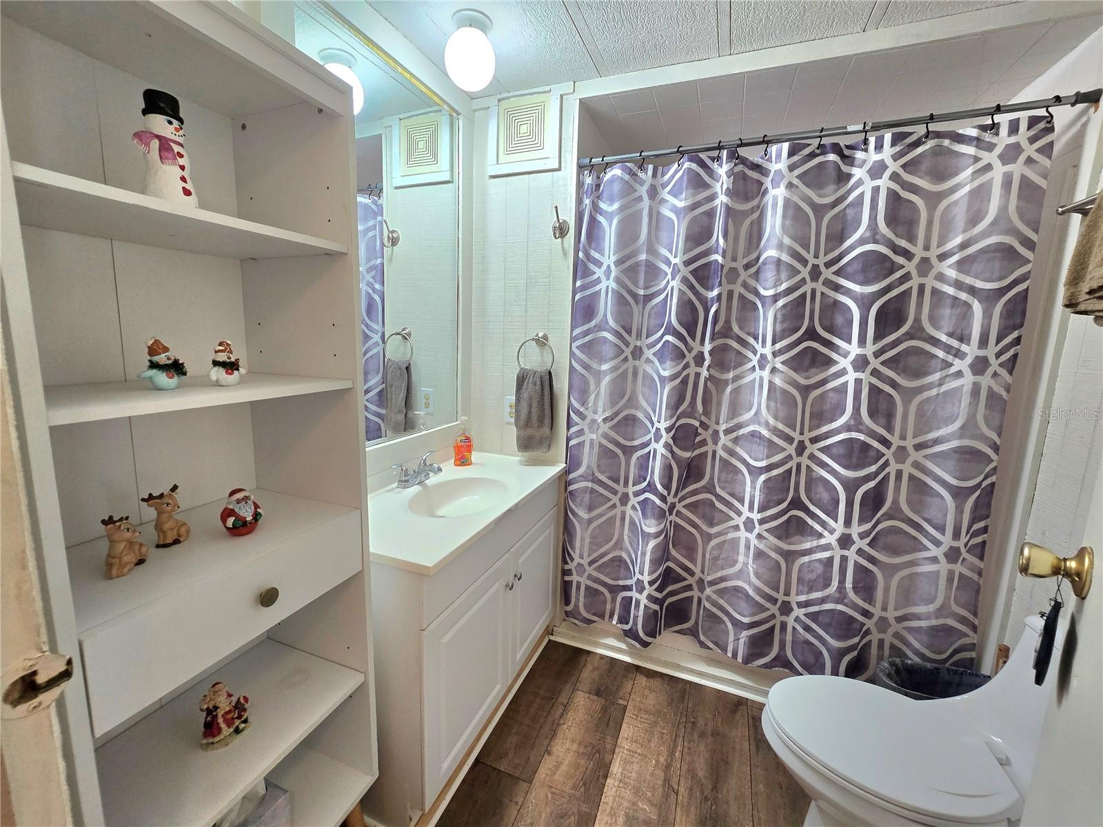 Image 22 of 64 For 920 Cr 452a  