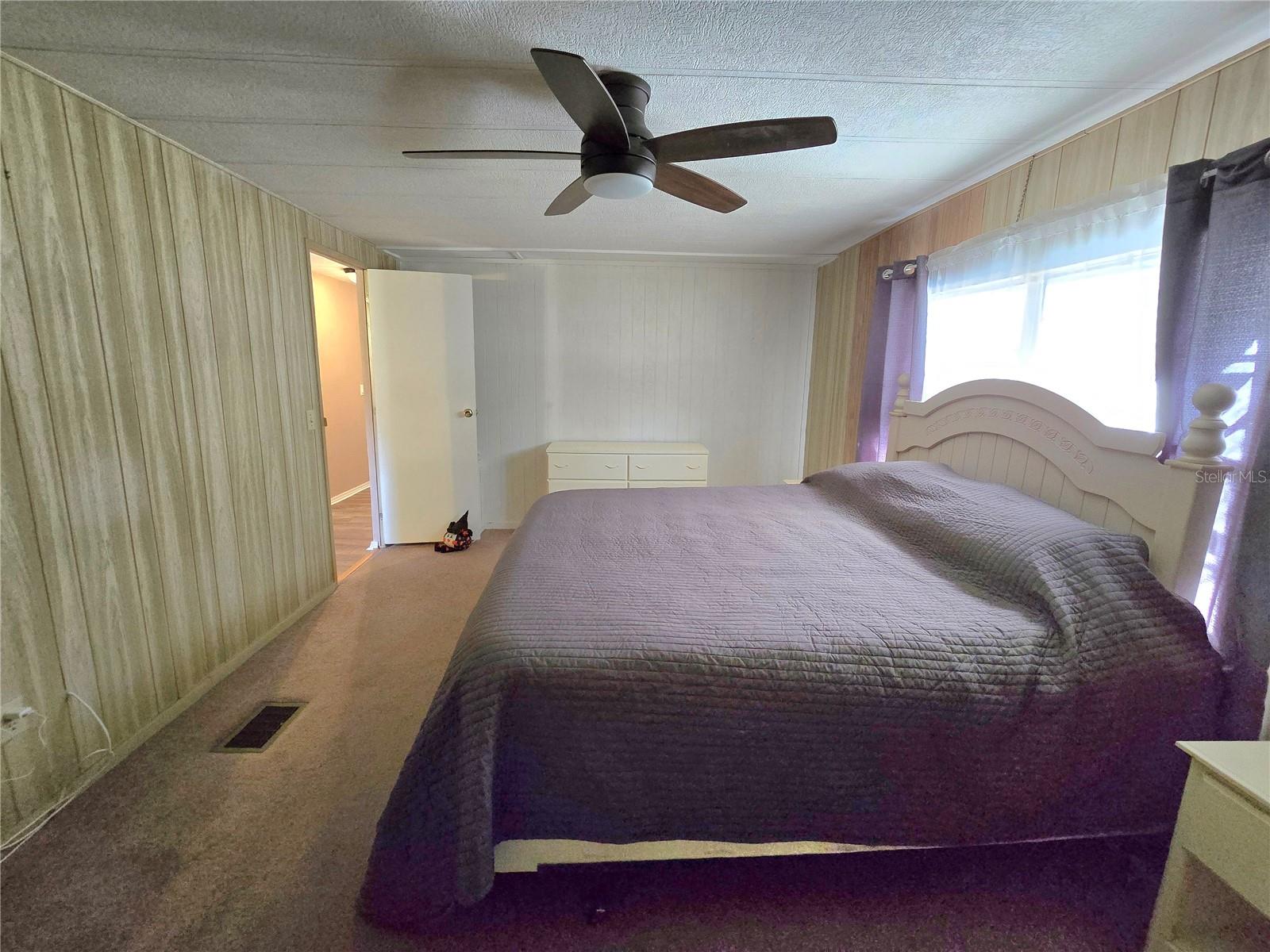 Image 25 of 64 For 920 Cr 452a  