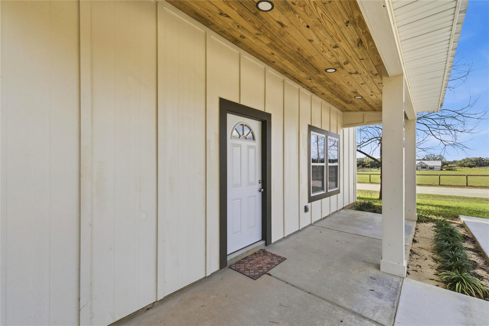 Image 11 of 35 For 15010 3rd Place