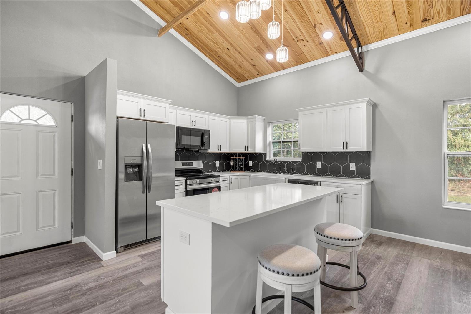 Image 17 of 35 For 15010 3rd Place