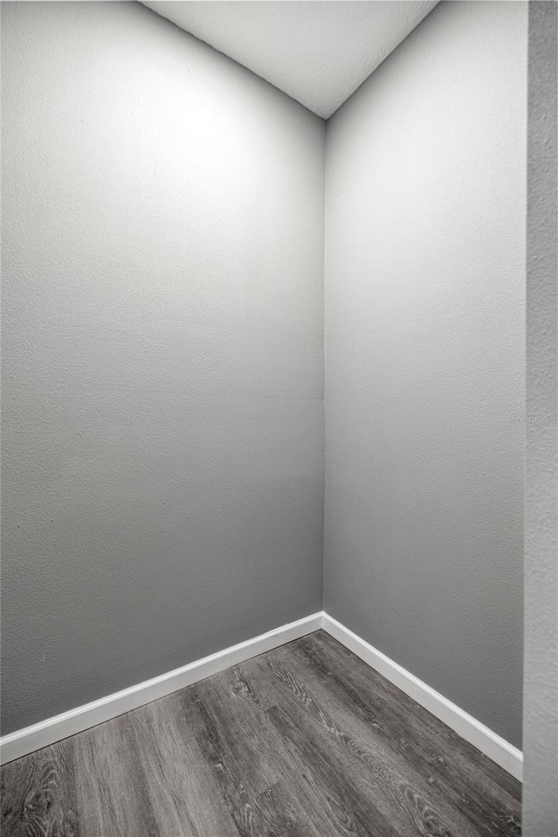 Image 32 of 35 For 15010 3rd Place