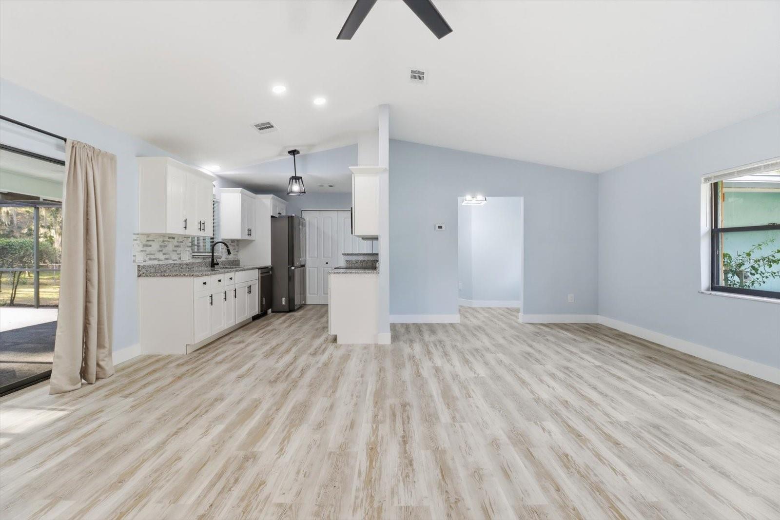 Image 13 of 52 For 11830 Fisherman Lane