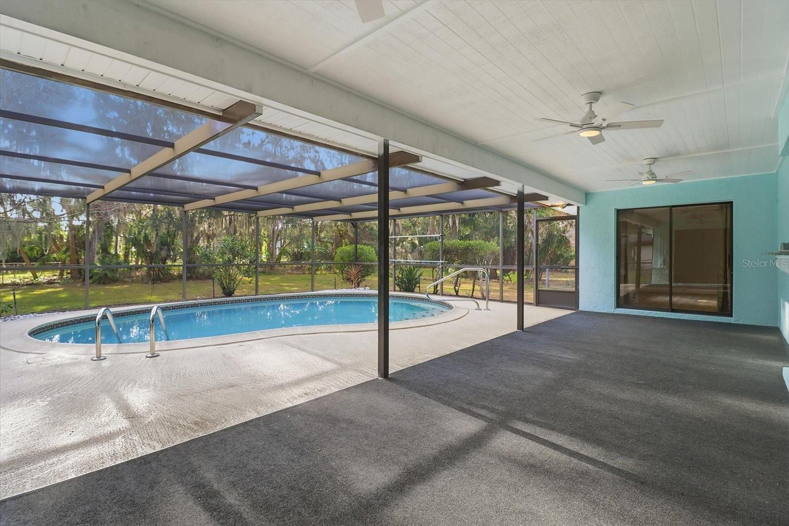 Image 37 of 52 For 11830 Fisherman Lane