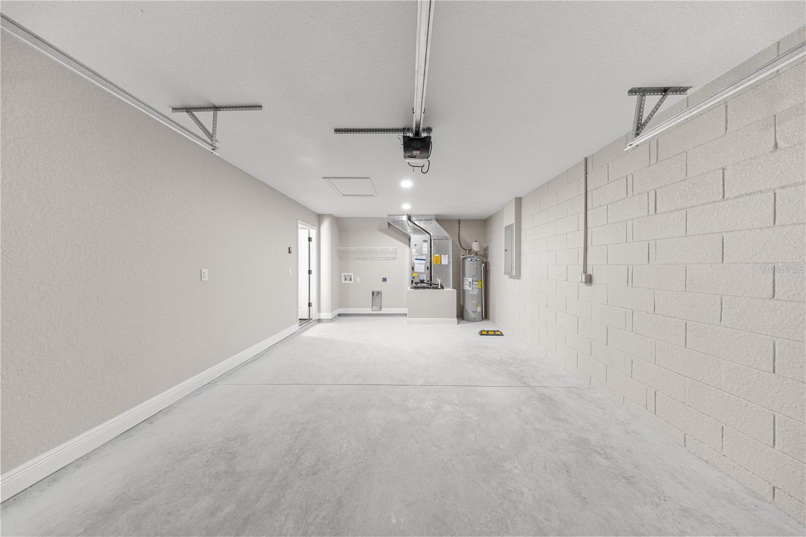 Image 10 of 32 For 15701 10th Street