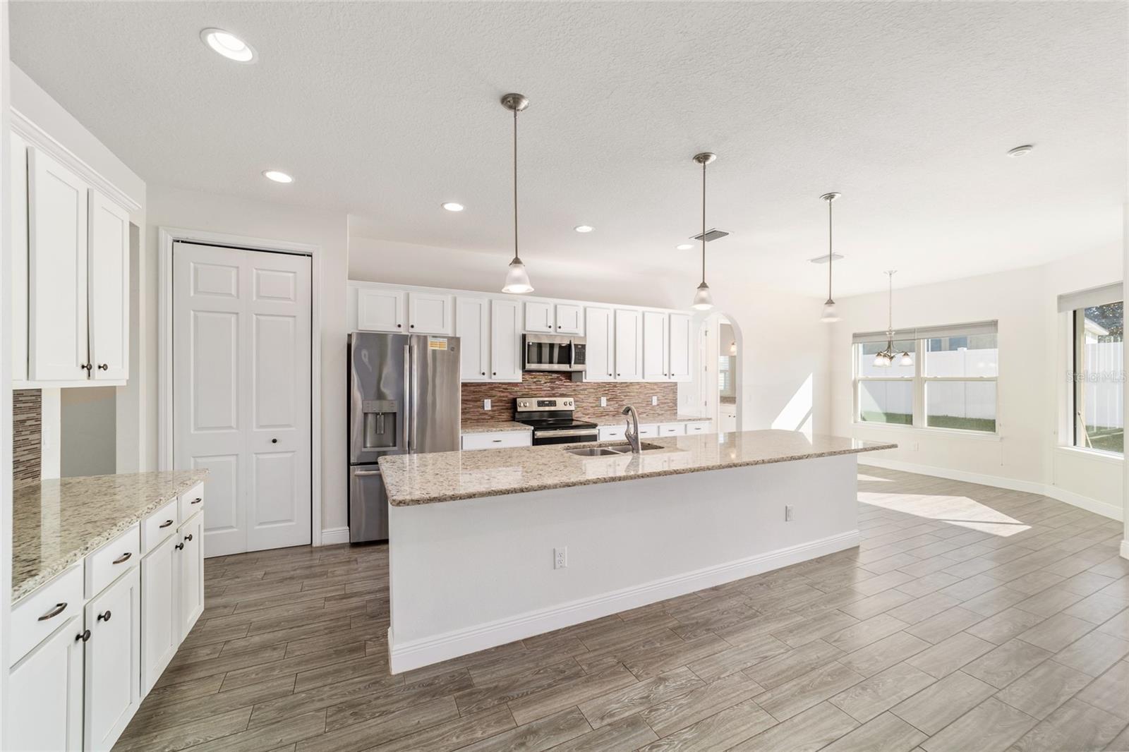 Image 13 of 56 For 6429 45th Avenue