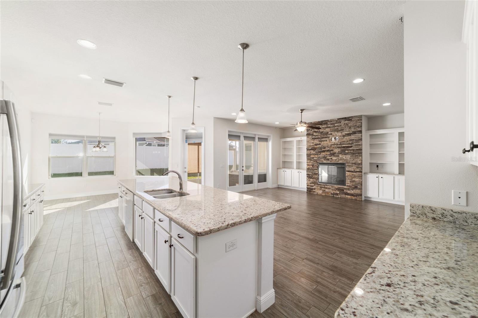 Image 14 of 56 For 6429 45th Avenue