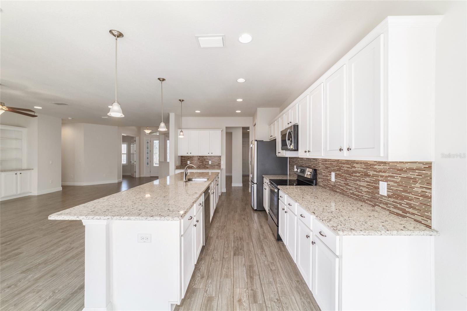 Image 16 of 56 For 6429 45th Avenue