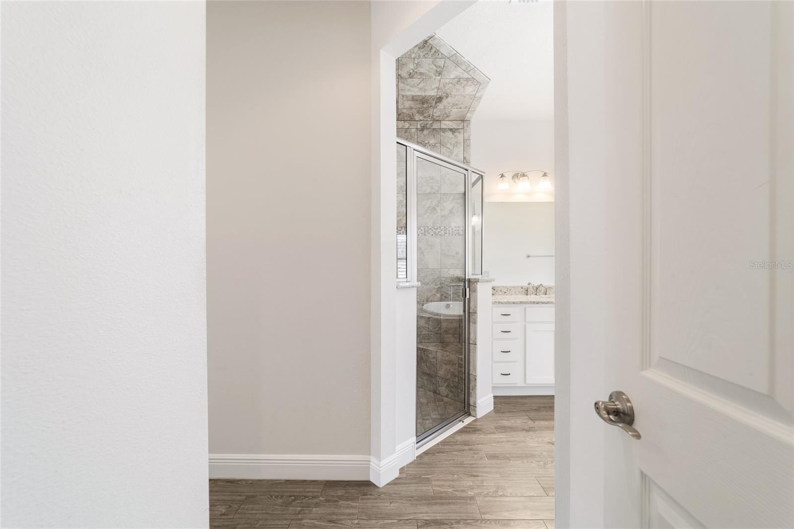 Image 24 of 56 For 6429 45th Avenue