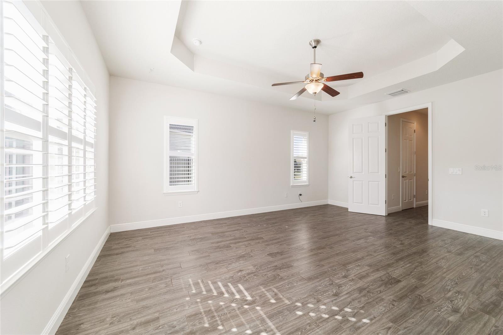 Image 28 of 56 For 6429 45th Avenue