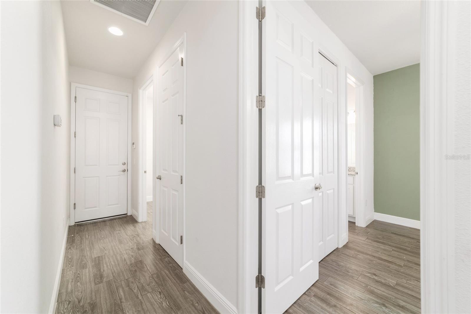 Image 34 of 56 For 6429 45th Avenue