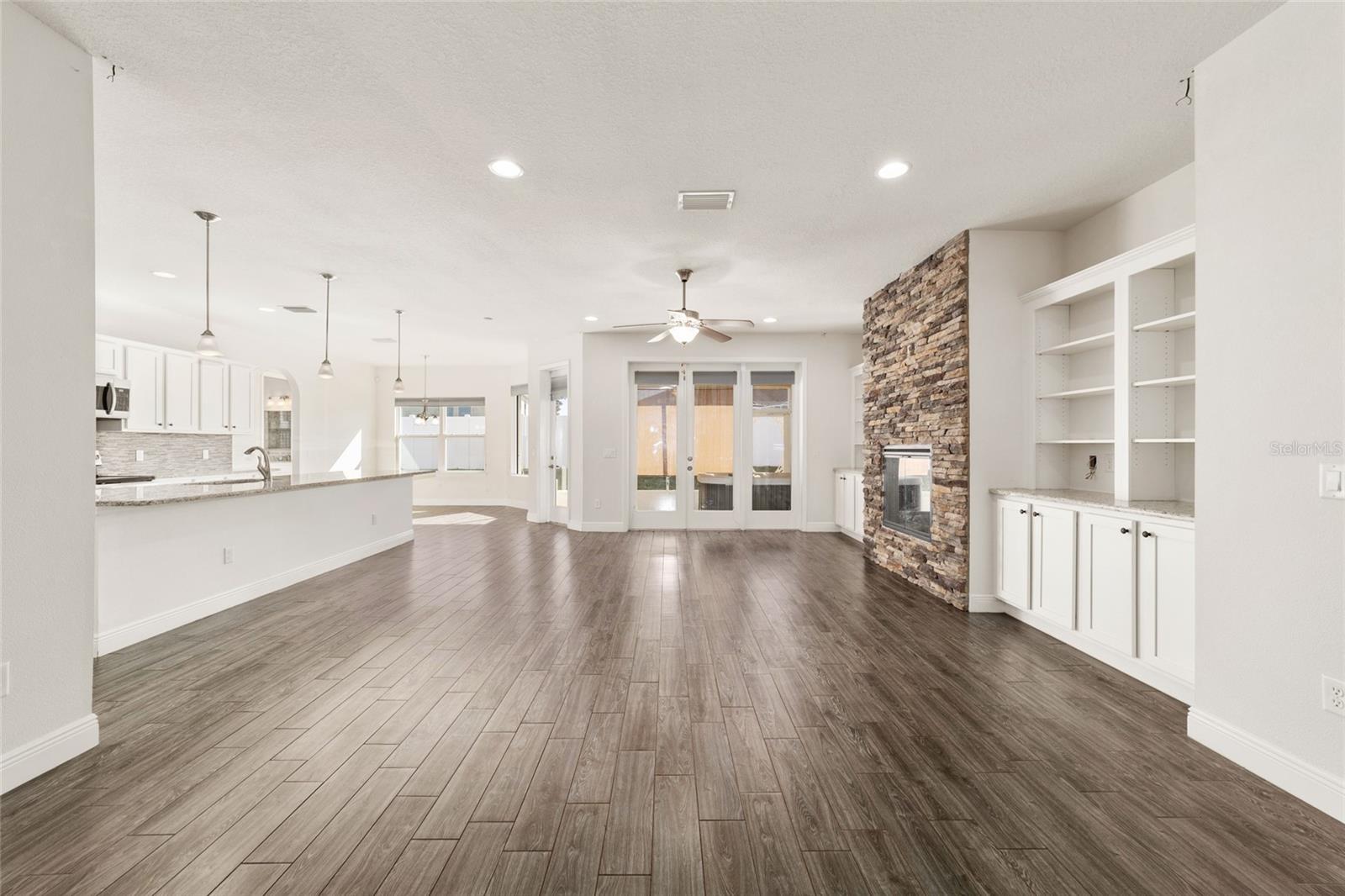 Image 7 of 56 For 6429 45th Avenue