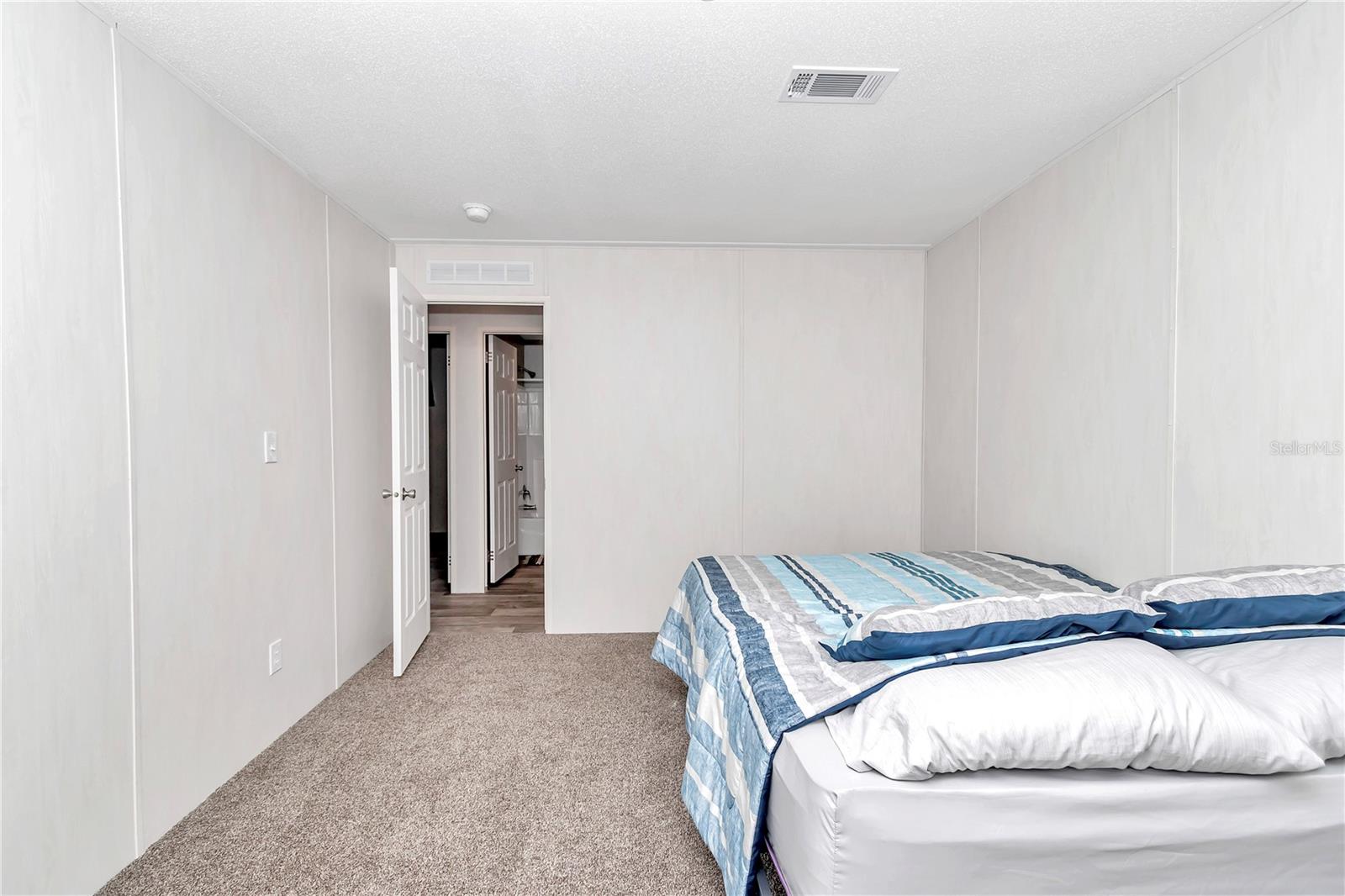 Image 32 of 51 For 5190 178th Terrace