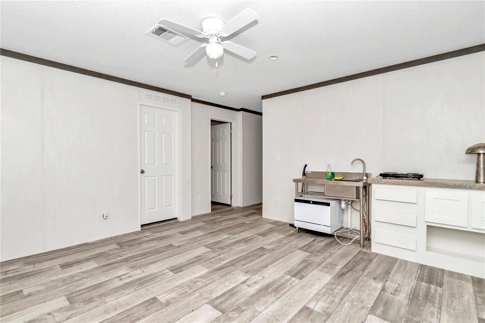 Image 38 of 51 For 5190 178th Terrace