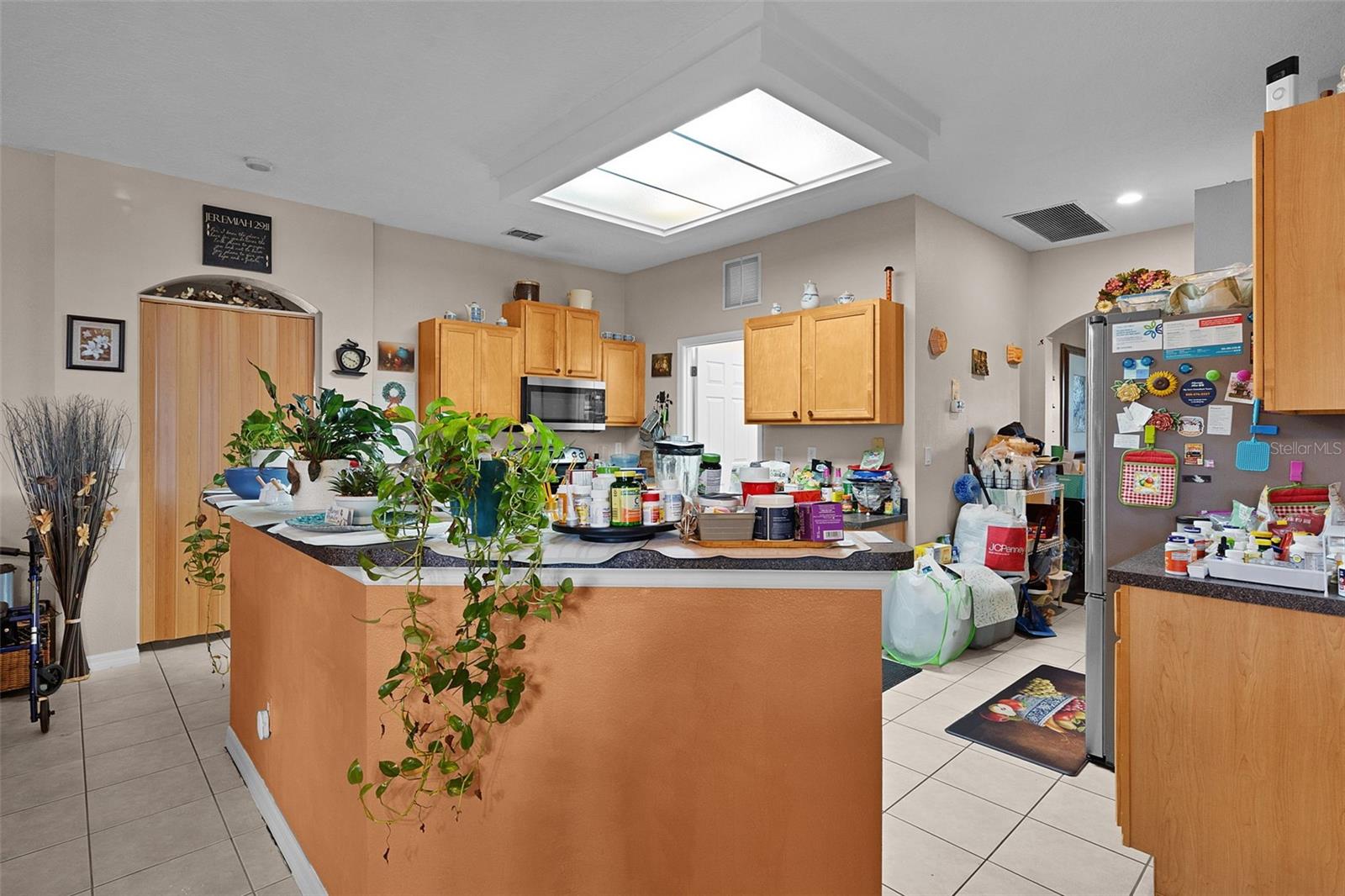 Image 18 of 62 For 2660 Ledgemont Court