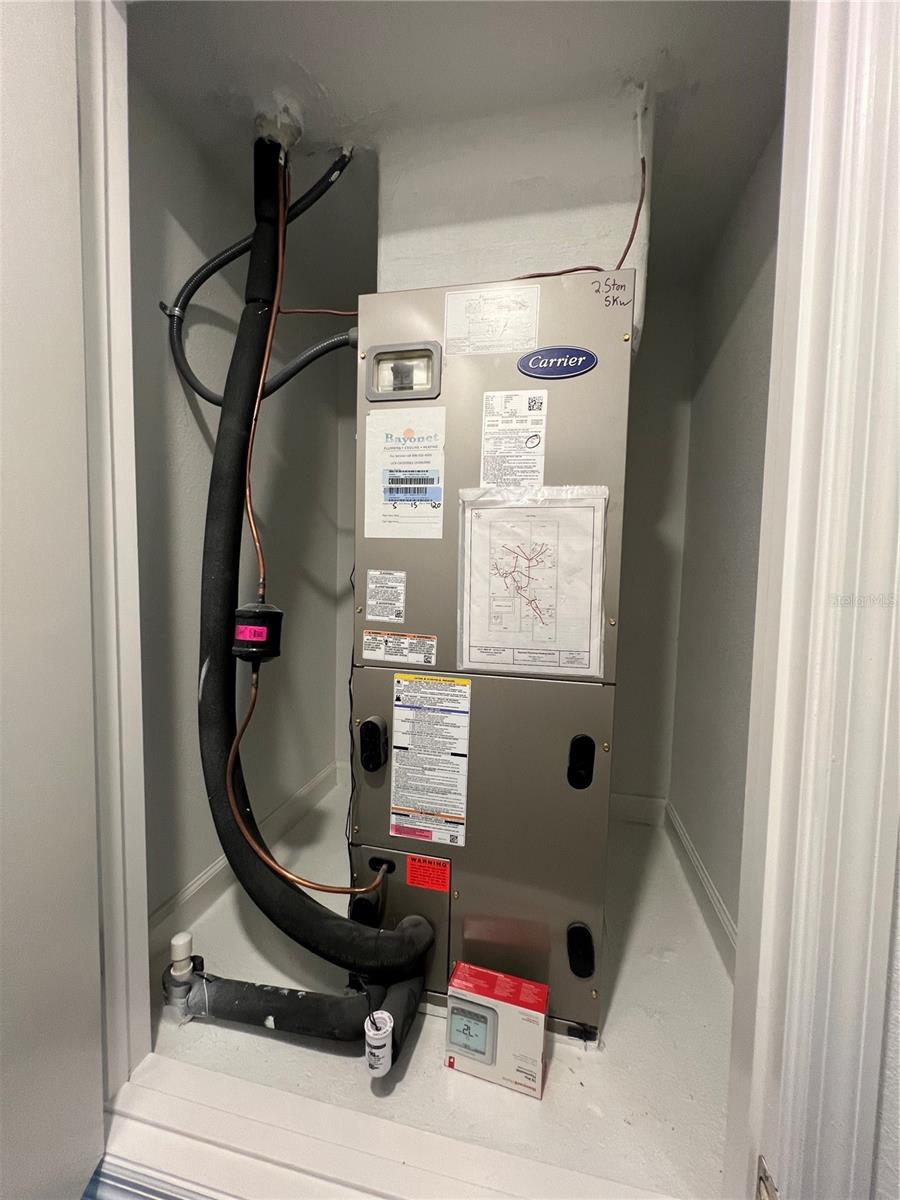 Image 27 of 58 For 4576 84th Street Road