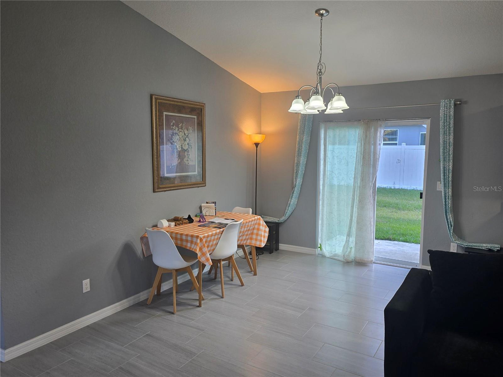 Image 9 of 27 For 838 124th Street