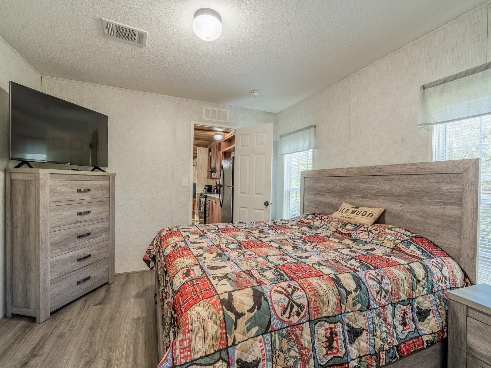 Image 13 of 94 For 5600 Nfr 5  