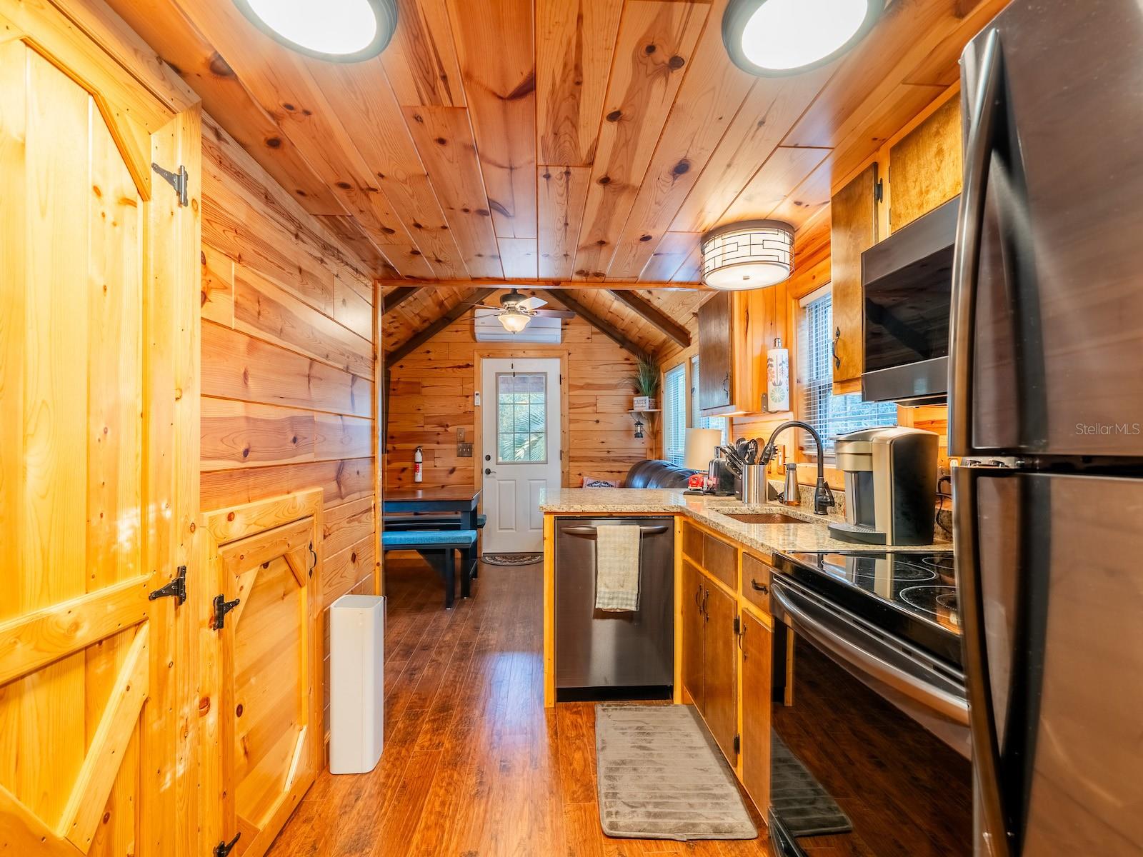 Image 22 of 94 For 5600 Nfr 5  